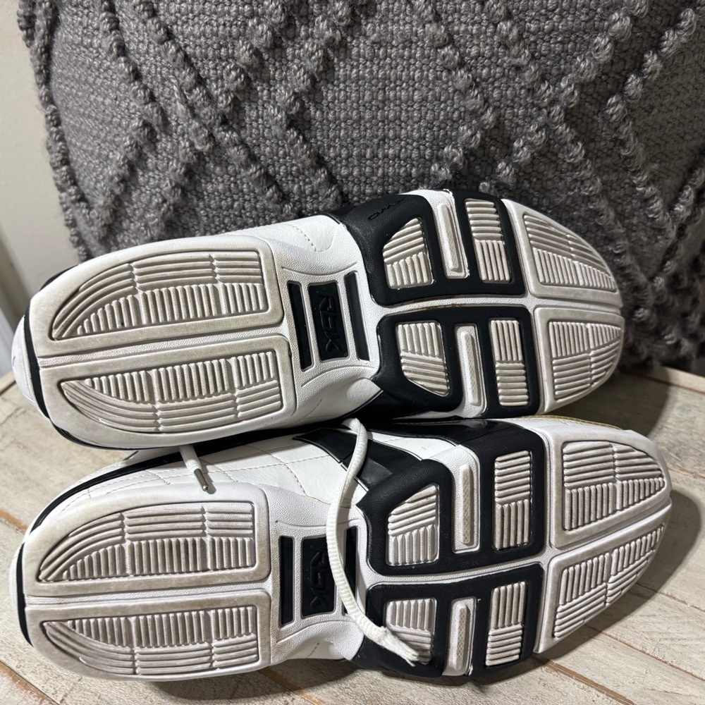 Men’s Vintage Reebok RBK Pump Shoes- Sz 10 - Picture 6 of 7